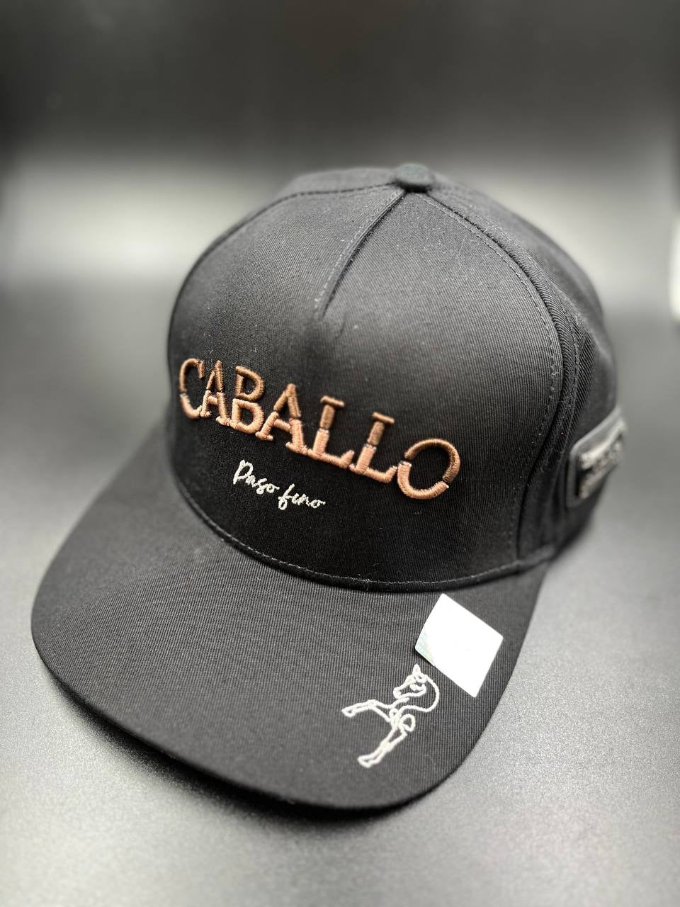 GORRAS CABALLO PERRON